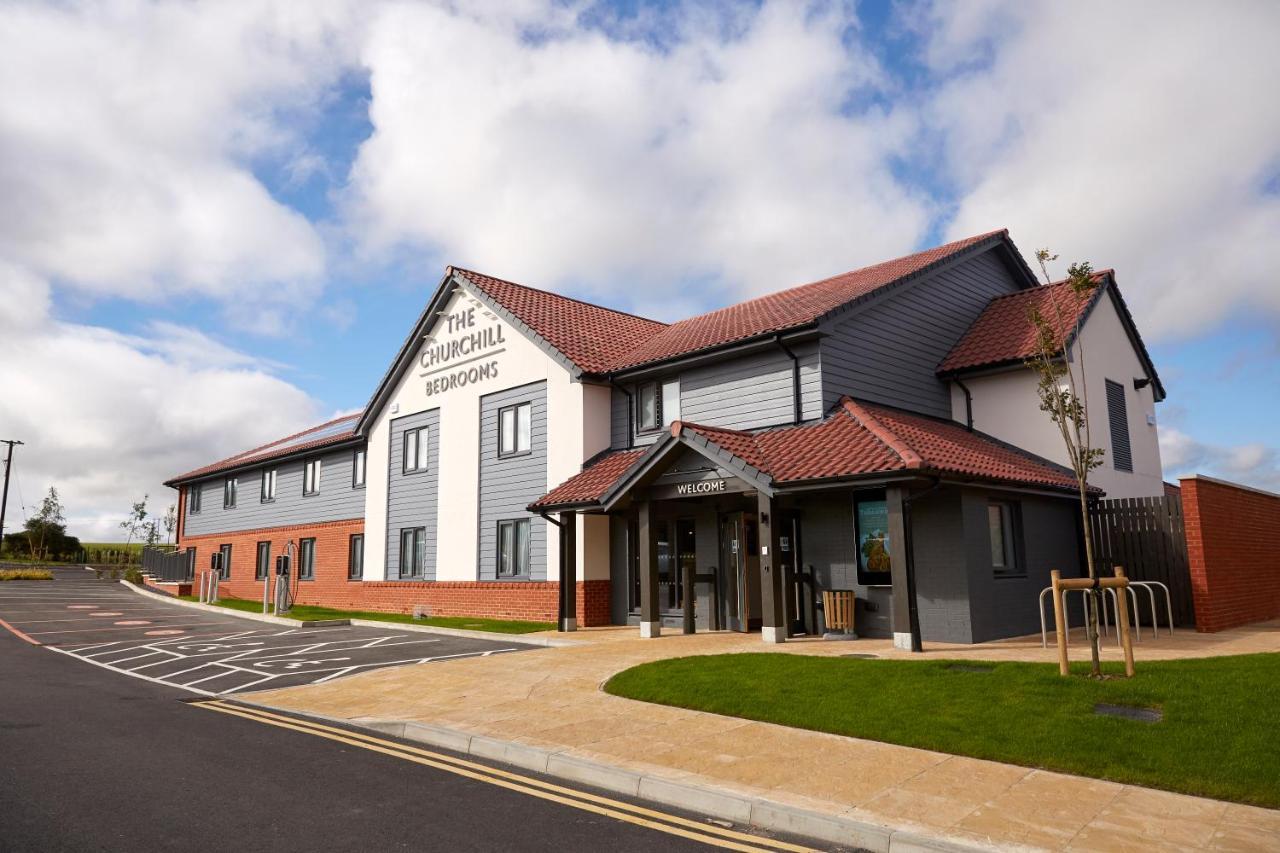 The Churchill By Greene King Inns Royal Wootton Bassett Exterior photo